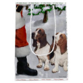 Basset Hound glauben Weihnachten Mittlere Geschenktüte (Rückseite)