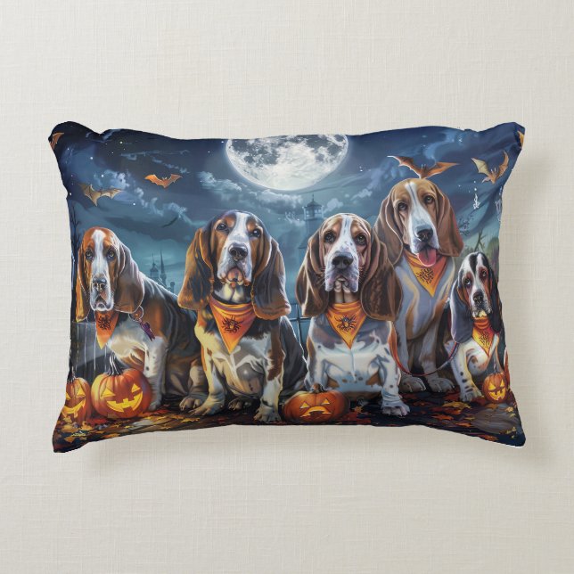 Basset Hound Halloween Spooky Dekokissen (Vorderseite)
