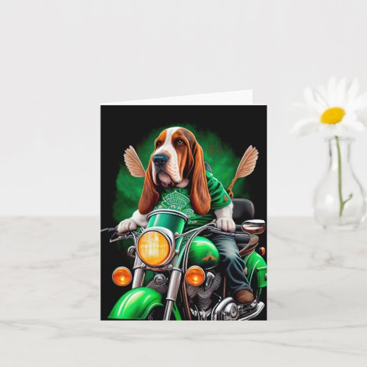 Basset Hound Hund Fahrrad St. Patrick's Day Karte (Kleine Pflanze)