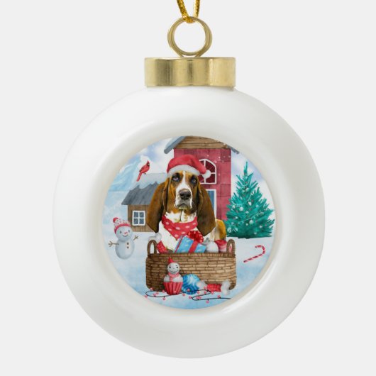 Basset Hound Hund im Schnee Weihnachtshaus Keramik Kugel-Ornament (Vorderseite)