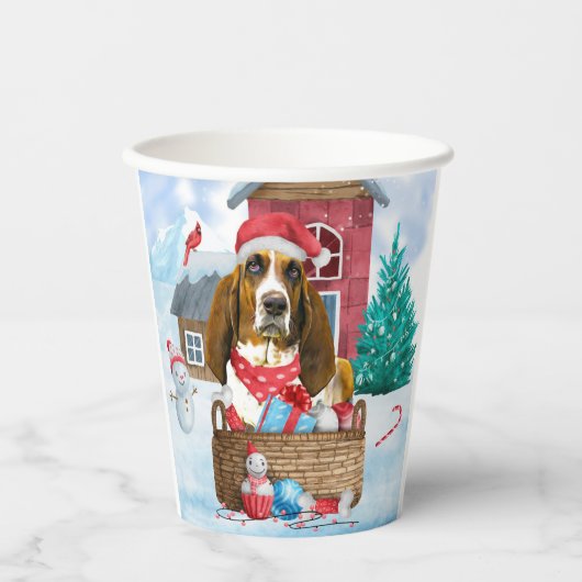 Basset Hound Hund im Schnee Weihnachtshaus Pappbecher (Vorderseite)