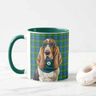 Basset Hound Hund mit monogrammiertem Türkis-Schal Tasse