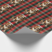Basset Hound Hund Rot und Grün Karierte Weihnachte Geschenkpapier (Ecke)