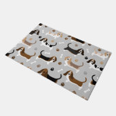 Basset Hound Hundknochen und Paare Fußmatte (Schrägansicht)