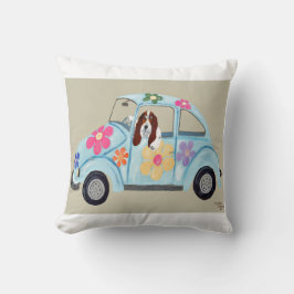Basset Hound im Hippie-Auto Kissen