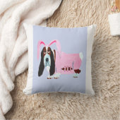 Basset Hound in Bunny suit Kissen (Decke)