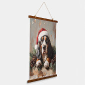Basset Hound in einer Weihnachtsmannmütze Ölgemäld Wandteppich Mit Holzrahmen (Gewinkelt)
