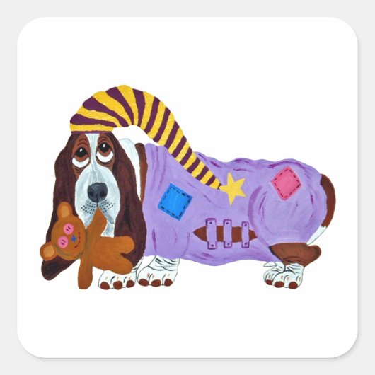 Basset Hound in PJs with teddy bear Quadratischer Aufkleber (Vorderseite)