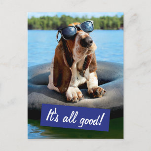 Basset Hound in Sonnenbrille Einladungspostkarte