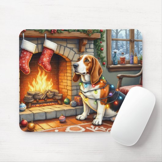 Basset Hound Kamin mit Weihnachtslichtern Mousepad (Mit Mouse)