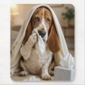Basset Hound mit Schnupfen Mousepad (Vorne)