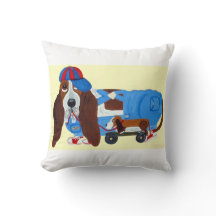 Basset Hound mit Zugspielzeug 