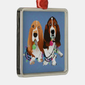 Basset Hound Peace Liebe Freude Weihnachtsdesign Silbernes Ornament (Rechts)
