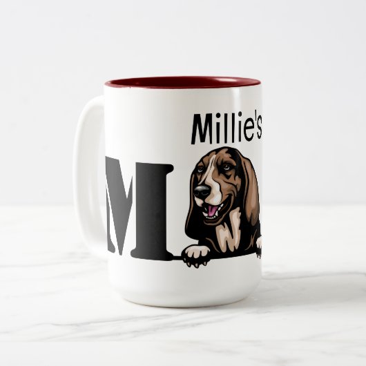 Basset Hound Personalisiert Peeking Mama Zweifarbige Tasse (Vorderseite Links)