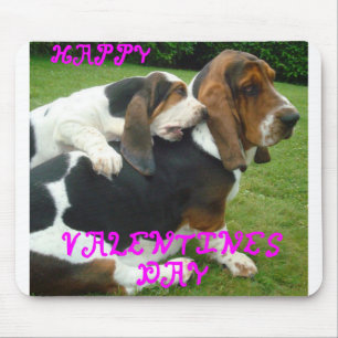basset-hound-valentinstag.png mousepad