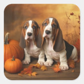 Basset Hound Welpe Herbst Delight Pumpen Quadratischer Aufkleber (Vorderseite)