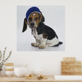 Basset-Hound-Welpe mit Visor Poster (Küche)