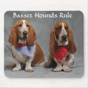 Basset Hounds sind toll mit Bandanas Mäuseunterlag Mousepad
