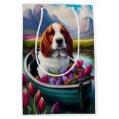 Basset Hund auf einem Paddle: Ein Landschaftliches Mittlere Geschenktüte (Vorderseite)