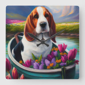 Basset Hund auf einem Paddle: Ein Landschaftliches Quadratische Wanduhr (Vorderseite)