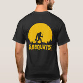 Bassquatch Bigfoot Sasquatch Fischen T-Shirt (Rückseite)
