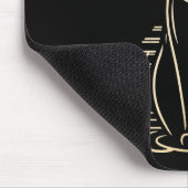 Bastet, ägyptische Katzengöttin vor einer Pyramide Mousepad (Ecke)