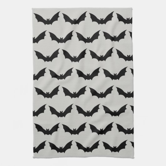 Bat Flying Spooky Halloween Muster Geschirrtuch (Vertikal)