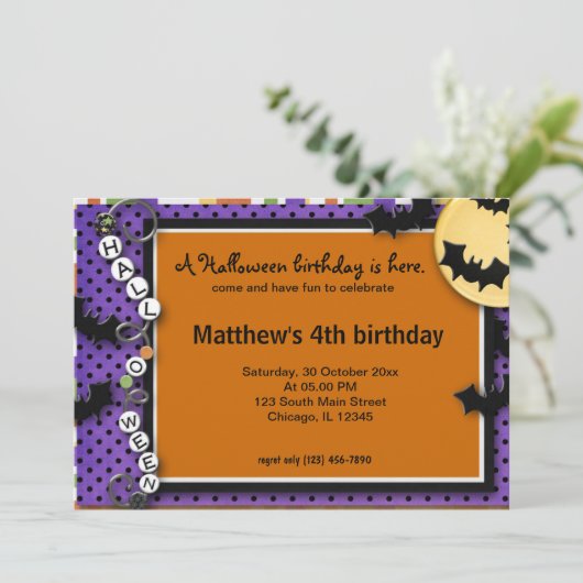 Bat Halloween Geburtstag Einladung (Stehend Vorderseite)