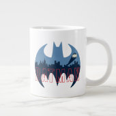 BAT-Logo mit Gotham- und Bat-Signal Jumbo-Tasse (Rechts)