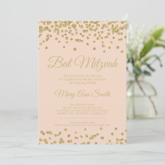 Bat Mitzvah Gold Imitats Glitzer Confetti Rosa Einladung (Stehend Vorderseite)