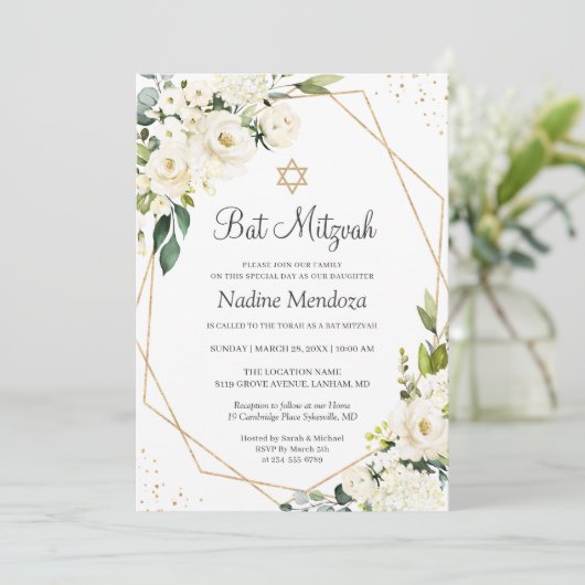 Bat Mitzvah | Greenery White Rose Floral Geometric Einladung (Stehend Vorderseite)