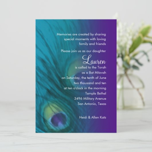 Bat Mitzvah Lila Aquamarinen Pfau Einladung (Stehend Vorderseite)