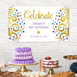 Bat Mitzvah Lila Gold Foil Script Tree of Life Banner<br><div class="desc">Seien Sie stolz, freuen Sie sich und präsentieren Sie diesen Meilenstein Ihres Lieblings-Bat Mitzvah! Lassen Sie sich von diesem atemberaubenden, modernen, stilvollen, personalisierten Banner in einen besonderen Tag hineinführen. Funkelnd, vergoldet, Imitat-Kalligraphie-Skript, lila Typografie, und zwei abstrakte, grafische Imitate Goldfolien mit funkelnd lila, türkisfarbenen, blauen und grünen Stern von David und...</div>