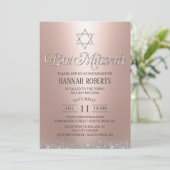 Bat Mitzvah Moderne Rose Gold Sparkling Typografie Einladung (Stehend Vorderseite)