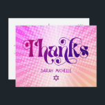 Bat Mitzvah Retro Pink Orange Gradient Vielen Dank Postkarte<br><div class="desc">Vergewissern Sie sich, dass Ihr Lieblings-Bat Mitzvah ihre Wertschätzung für alle, die ihre Meilenstein-Veranstaltung unterstützt! Senden Sie diesen Spaß, boho Retro, personalisiert danke Ihnen Postcard. Spaß, trendige, kühn dunkelrosa und lila Typografie mit moderner Sans Serif Typografie überlagern den Hintergrund von Pop-Lichtstrahlen in Orange- und Rosa-Ober-Farbradien mit weißen Punkten. Personalisieren Sie...</div>