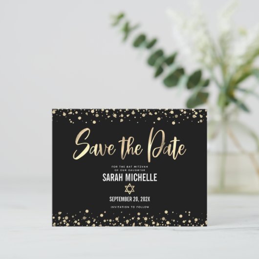 Bat Mitzvah Save the Date Modernes Black Gold Scri Einladungspostkarte (Stehend Vorderseite)