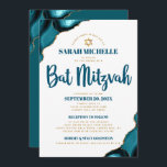 Bat Mitzvah Turquoise Agate Script 2 Venedig Moder Einladung<br><div class="desc">Seien Sie stolz, freuen Sie sich und präsentieren Sie diesen Meilenstein Ihres Lieblings-Bat Mitzvah! Versenden Sie diese coole, einzigartige, moderne, personalisierte Einladung für eine Veranstaltung, an die Sie sich erinnern können. Dunkle aquamarine blaue Schrift Typografie und Imitate goldener Star von David überlagern einen schlichten, weißen Hintergrund mit türkisblauem Age mit...</div>