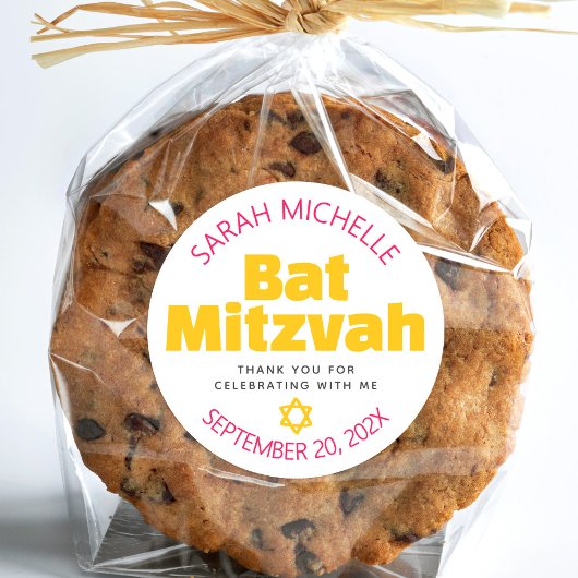 Bat Mitzvah Yellow Bold Hot Pink Typografie Cool Runder Aufkleber