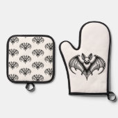Bat Patterned Oven Mitt and Pot Holder set (Vorderseite)