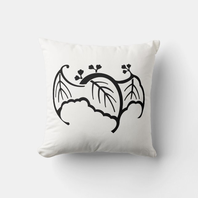 Bat shaped paulownia kissen (Vorderseite)
