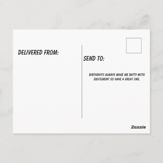 Bat über der psychedelischen Stadt Postkarte (Rückseite)