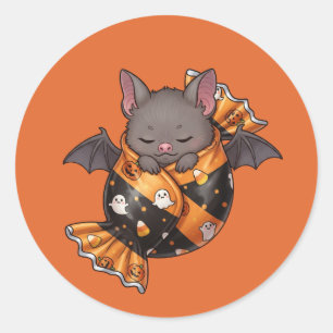 Bat Wrapped in Halloween Candy Runder Aufkleber