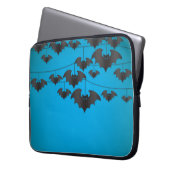 BAT-Zeichenkette Laptopschutzhülle (Vorderseite Links)