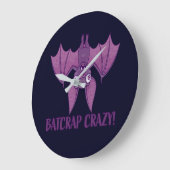 Batcrap Crazy Wacky Cartoon Bat Große Wanduhr (Winkel)