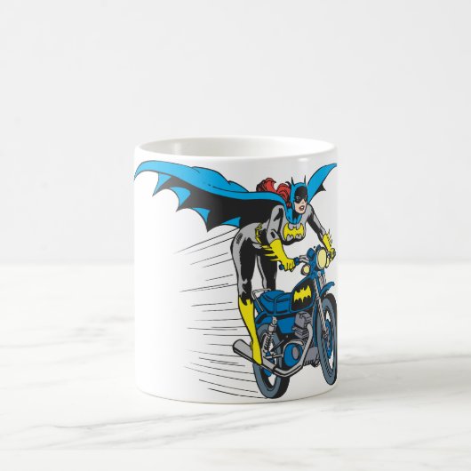Batgirl on Batcycle Kaffeetasse (Mittel)