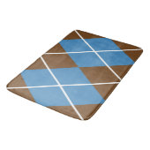 Bath Mat/Braun und Kariertes blaues Diamantmuster Badematte (Schrägansicht)