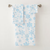 Bath Towels Blue Snowflakes Falling On White Badhandtuch Set (Insitu)