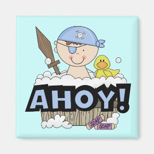 Bathtub Pirates - Brünette Boy Tshirts und Geschen Magnet