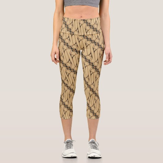 Batik Parang, indonesisches Muster, Javanisch, eth Capri Leggings (Vorderseite)
