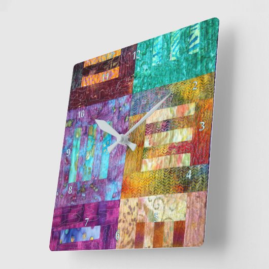 Batik-steppende Quadrate Quadratische Wanduhr (Winkel)